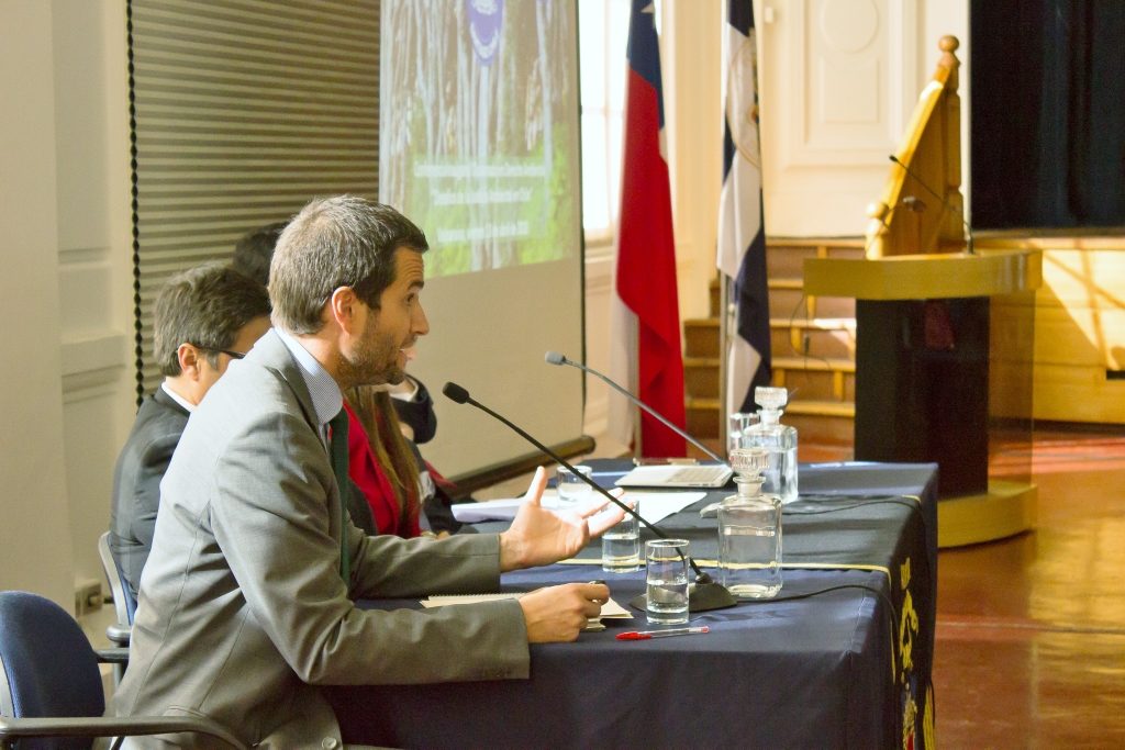 Conferencia reunió a los tres tribunales ambientales: Ministro Presidente, Alejandro Ruiz, expuso en lanzamiento del Diplomado en Derecho Ambiental de la PUCV Conferencia reunió a los tres tribunales ambientales: Ministro Presidente, Alejandro Ruiz, expuso en lanzamiento del Diplomado en Derecho Ambiental de la PUCV