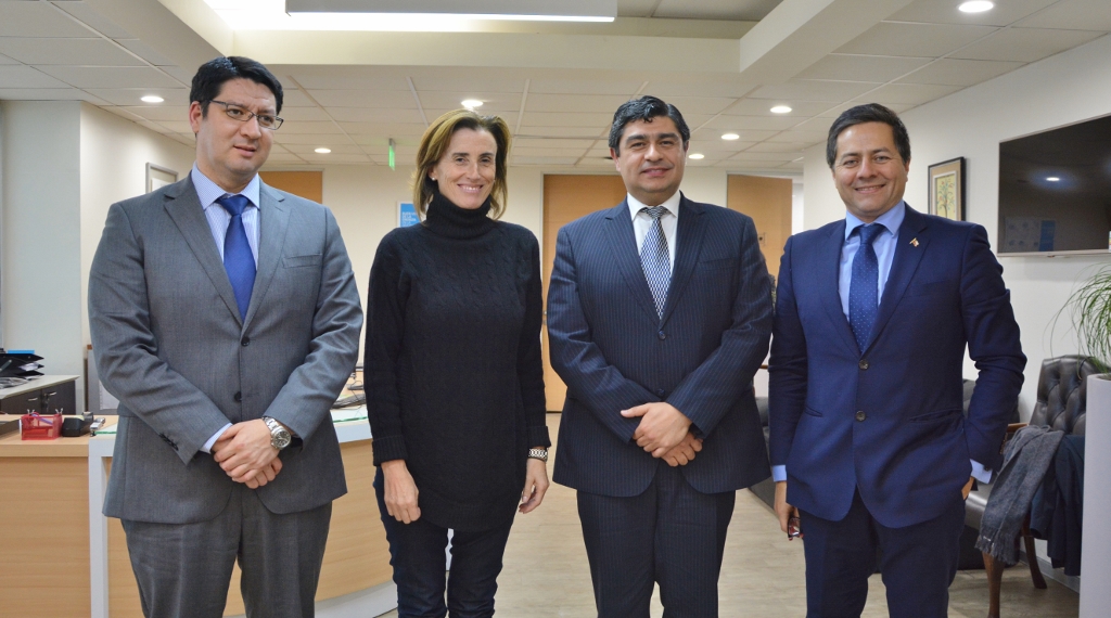 Fue presentado por la Ministra Cubillos: Ministro Felipe Sabando conoció detalles del proyecto que modifica el Sistema de Evaluación de Impacto Ambiental Fue presentado por la Ministra Cubillos: Ministro Felipe Sabando conoció detalles del proyecto que modifica el Sistema de Evaluación de Impacto Ambiental