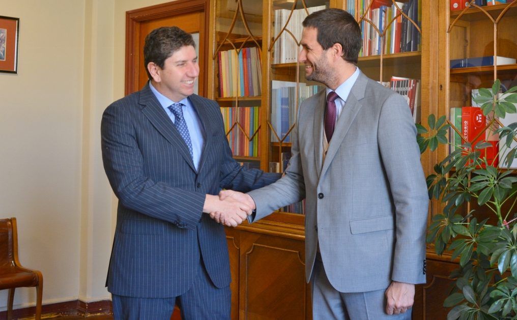Director de Presupuestos felicitó al Presidente del Tribunal por rebaja en presupuesto 2019 Director de Presupuestos felicitó al Presidente del Tribunal por rebaja en presupuesto 2019