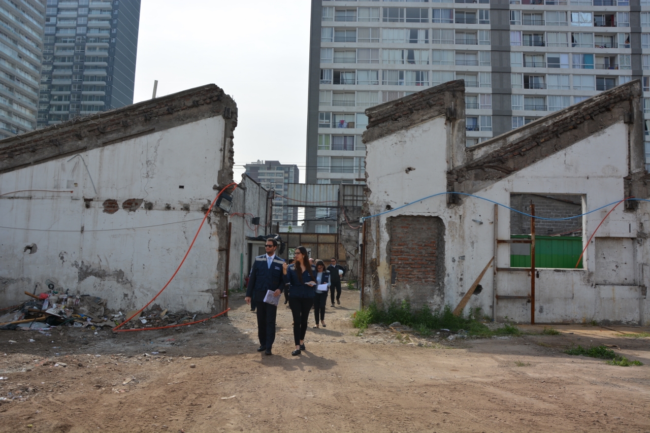 Tribunal Ambiental de Santiago realizó inspección en el área donde está proyectada la construcción de dos torres de 38 pisos en Estación Central Tribunal Ambiental de Santiago realizó inspección en el área donde está proyectada la construcción de dos torres de 38 pisos en Estación Central