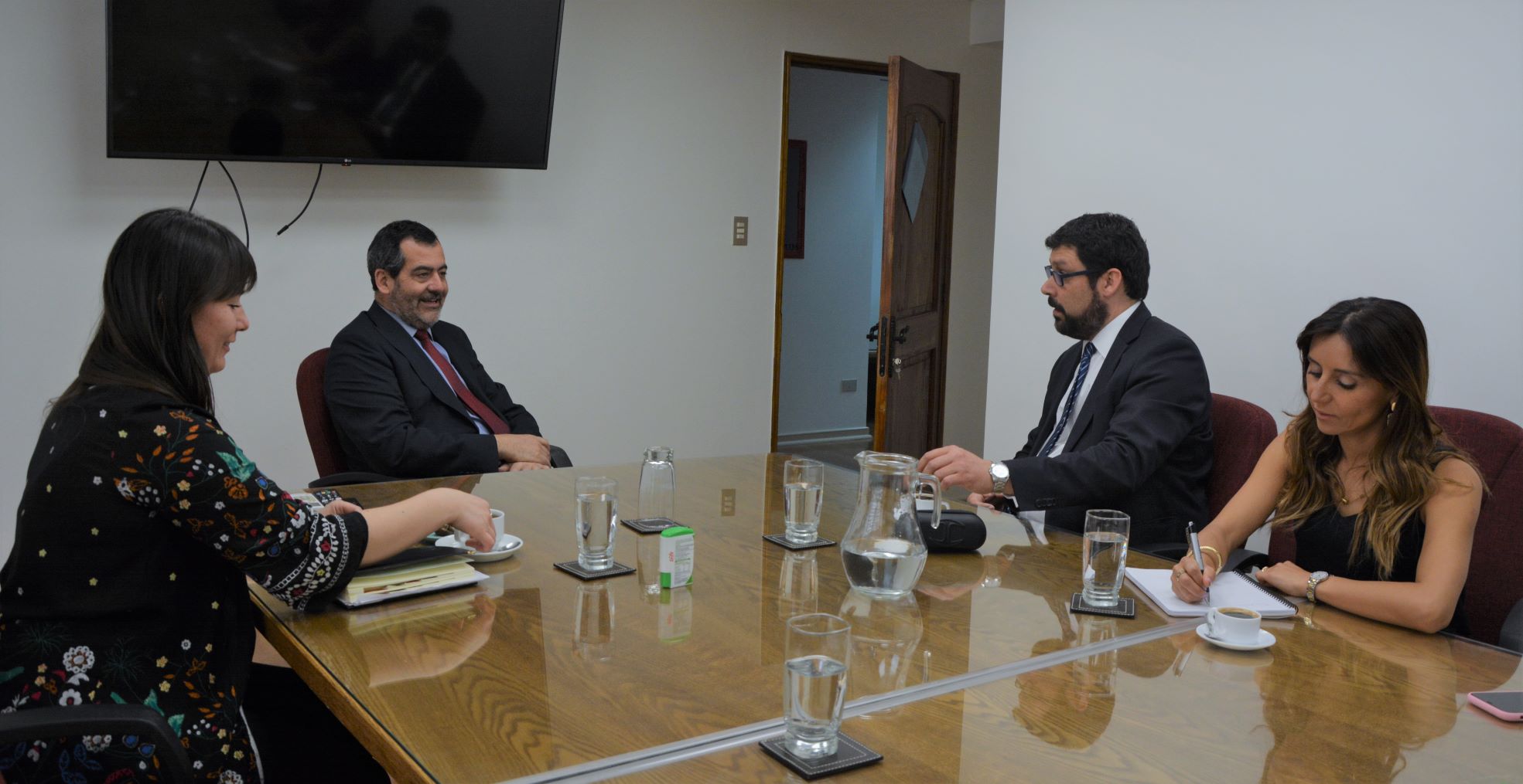 Tribunal Ambiental de Santiago explora nuevas áreas de cooperación con la Academia Judicial de Chile Tribunal Ambiental de Santiago explora nuevas áreas de cooperación con la Academia Judicial de Chile